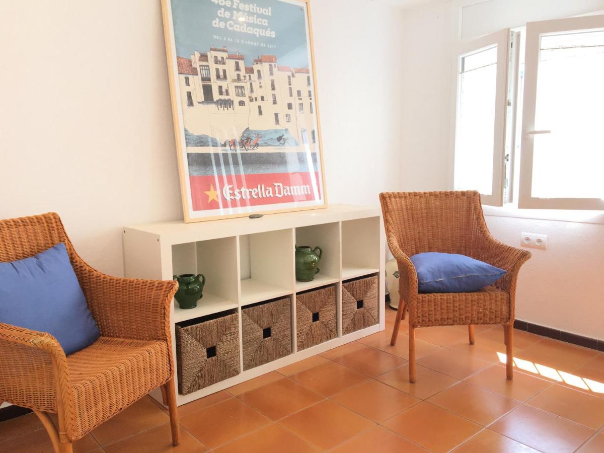 Tortora - Casa En El Centro Con Vistas Al Mar Villa Кадакес Екстериор снимка